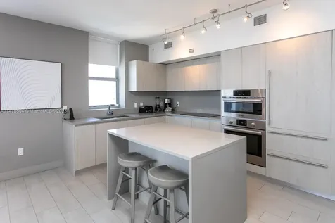 4010 S Ocean Drive Hollywood FL 33019