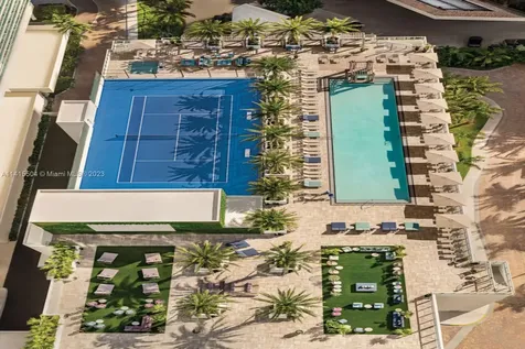 4010 S Ocean Drive Hollywood FL 33019