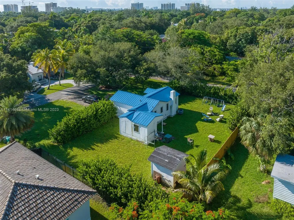 11800 NE 11th Avenue Biscayne Park FL 33161