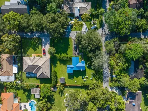 11800 NE 11th Avenue Biscayne Park FL 33161