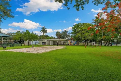 11800 NE 11th Avenue Biscayne Park FL 33161