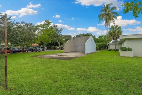 11800 NE 11th Avenue Biscayne Park FL 33161