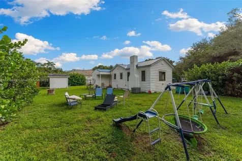 11800 NE 11th Avenue Biscayne Park FL 33161