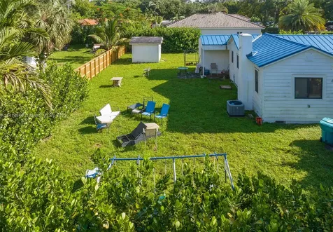 11800 NE 11th Avenue Biscayne Park FL 33161