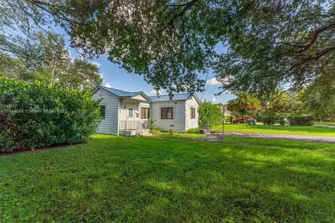 11800 NE 11th Avenue Biscayne Park FL 33161