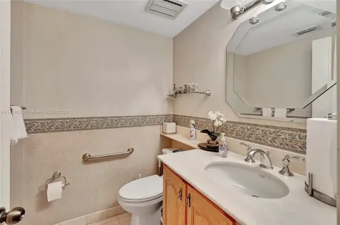 4716 University Drive Coral Gables FL 33146