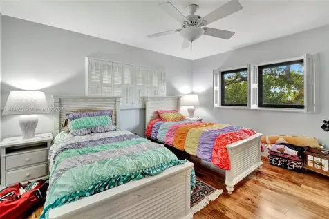 4716 University Drive Coral Gables FL 33146