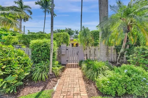 700 NE 16th Terrace Fort Lauderdale FL 33304