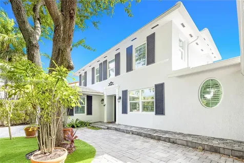 4531 N Bay Road Miami Beach FL 33140