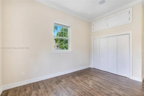 4531 N Bay Road Miami Beach FL 33140