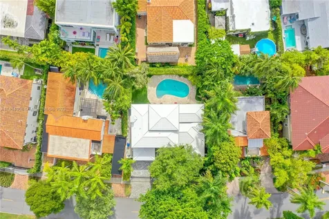 4531 N Bay Road Miami Beach FL 33140