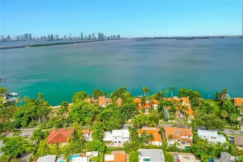 4531 N Bay Road Miami Beach FL 33140