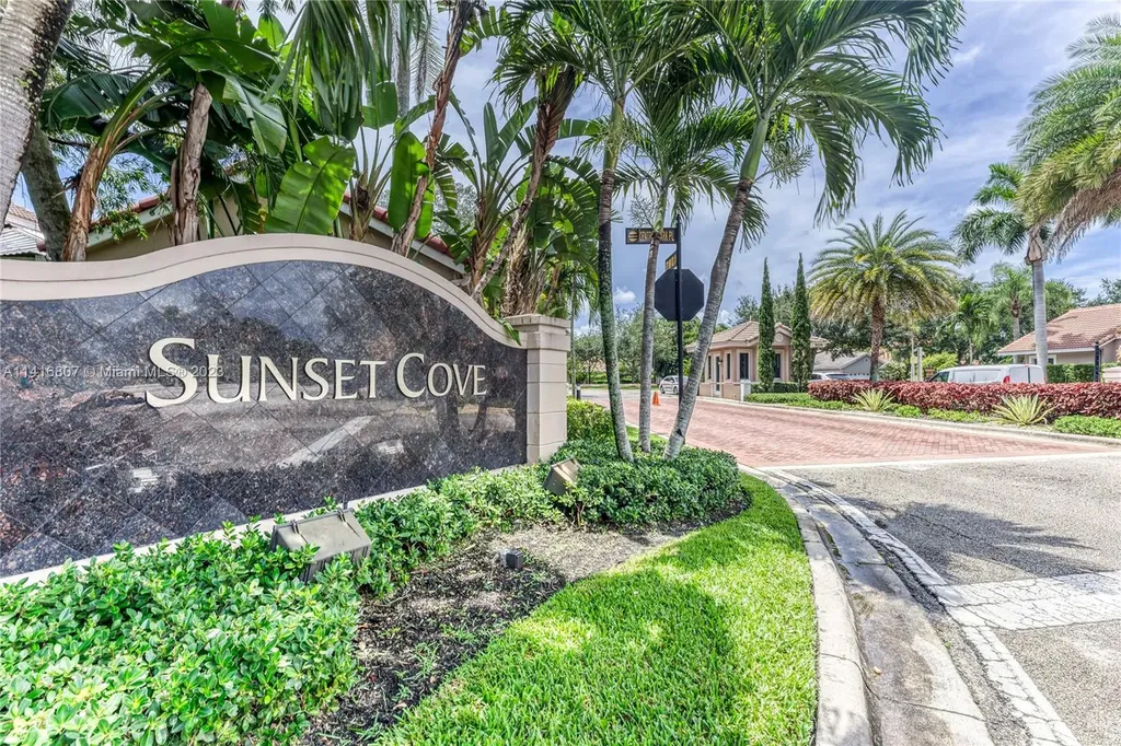 228 NW 101st Avenue Plantation FL 33324