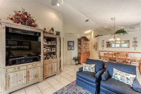 228 NW 101st Avenue Plantation FL 33324