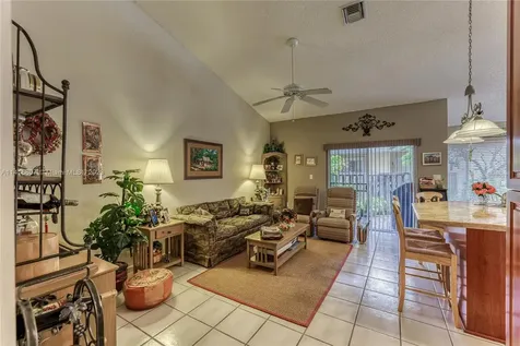 228 NW 101st Avenue Plantation FL 33324