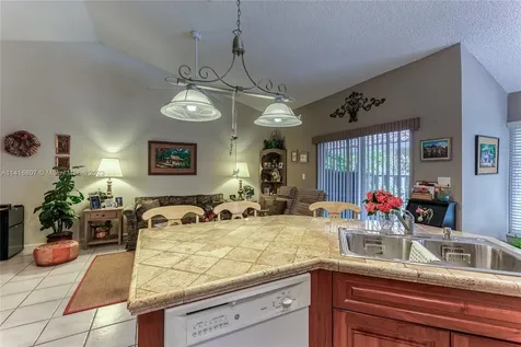 228 NW 101st Avenue Plantation FL 33324