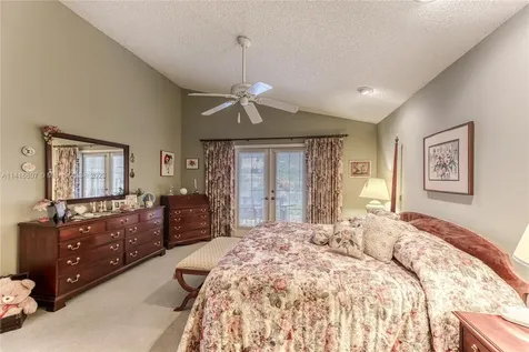 228 NW 101st Avenue Plantation FL 33324