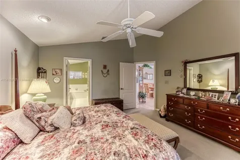 228 NW 101st Avenue Plantation FL 33324