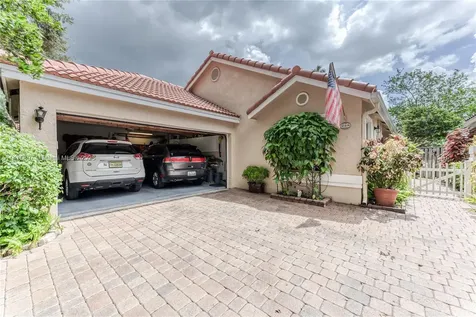 228 NW 101st Avenue Plantation FL 33324