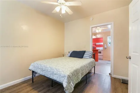 1933 Taylor Street Hollywood FL 33020