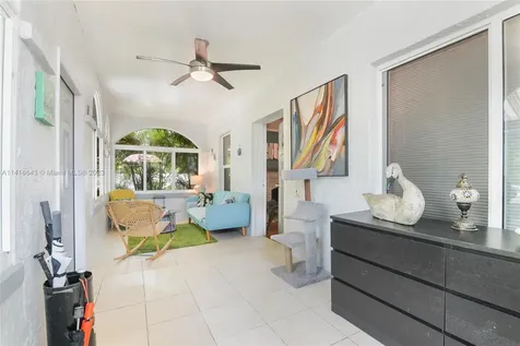 1933 Taylor Street Hollywood FL 33020