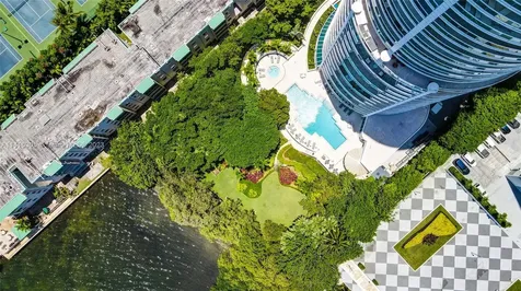 2127 Brickell Avenue Miami FL 33129