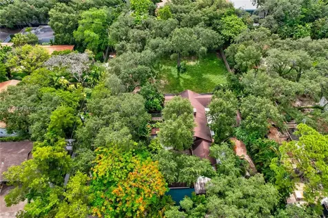 2801 Emathla Street Miami FL 33133