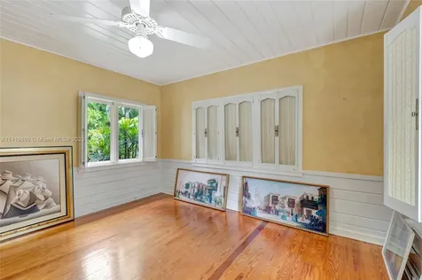 2801 Emathla Street Miami FL 33133