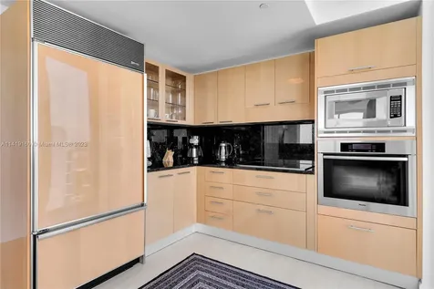 6799 Collins Avenue Miami Beach FL 33141