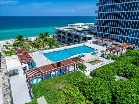6799 Collins Avenue Miami Beach FL 33141