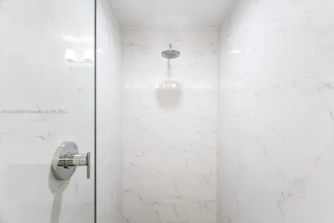 16385 Biscayne Boulevard North Miami Beach FL 33160