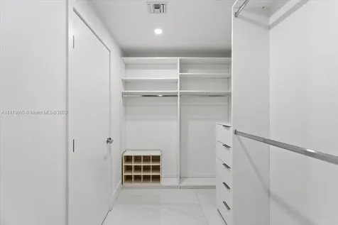 16385 Biscayne Boulevard North Miami Beach FL 33160