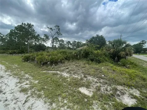 1000 W 13th Street Lehigh Acres FL 33972