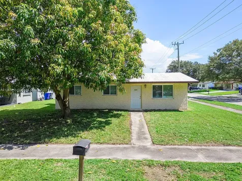 7401 Freedom Street Hollywood FL 33024