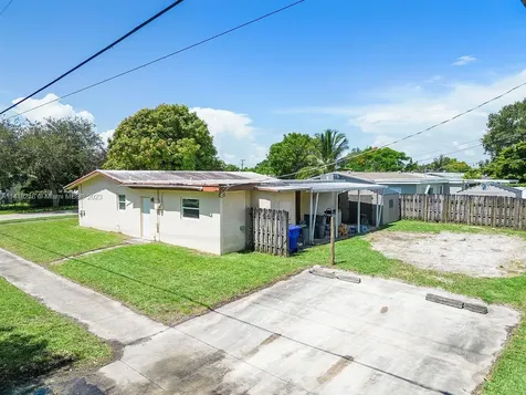 7401 Freedom Street Hollywood FL 33024