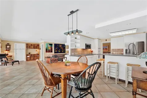 7305 SW 122nd Street Pinecrest FL 33156