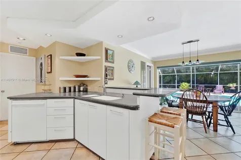 7305 SW 122nd Street Pinecrest FL 33156