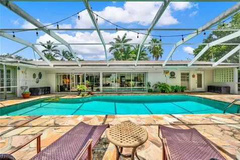 7305 SW 122nd Street Pinecrest FL 33156