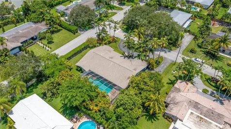 7305 SW 122nd Street Pinecrest FL 33156