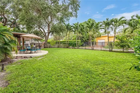 465 NE 102nd Street Miami Shores FL 33138