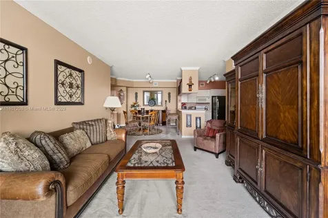 17100 N Bay Road Sunny Isles Beach FL 33160