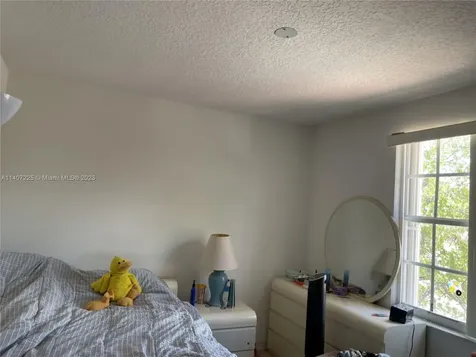 861 NW 127th Avenue Coral Springs FL 33071