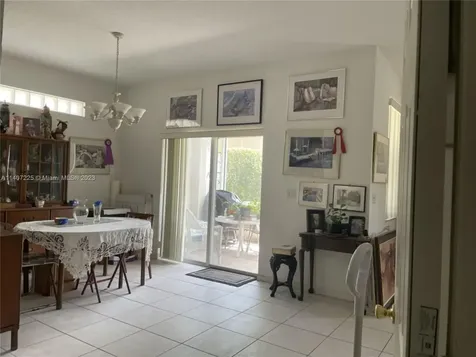 861 NW 127th Avenue Coral Springs FL 33071