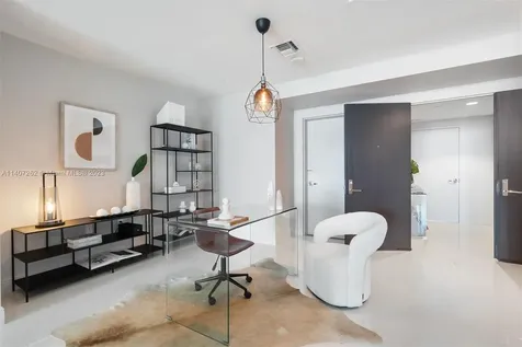 900 Biscayne Boulevard Miami FL 33132
