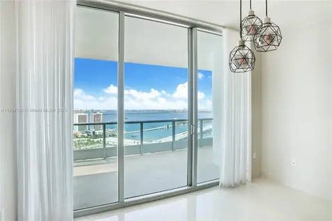 900 Biscayne Boulevard Miami FL 33132