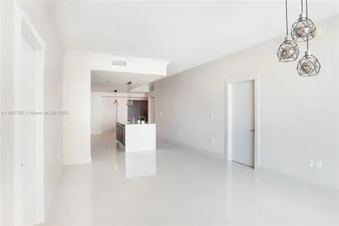 900 Biscayne Boulevard Miami FL 33132