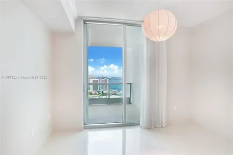 900 Biscayne Boulevard Miami FL 33132
