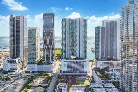 900 Biscayne Boulevard Miami FL 33132