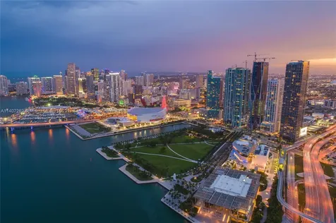 900 Biscayne Boulevard Miami FL 33132