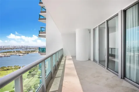 900 Biscayne Boulevard Miami FL 33132